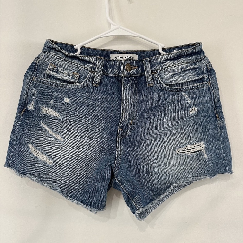 Flying Monkey Womens Shorts 26 Medium Wash Distressed 100% Cotton Blue
